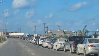 ليبيا.. طوابير الوقود تعود لتفاقم معاناة المواطنين 3 ليبيا.. طوابير الوقود تعود لتفاقم معاناة المواطنين