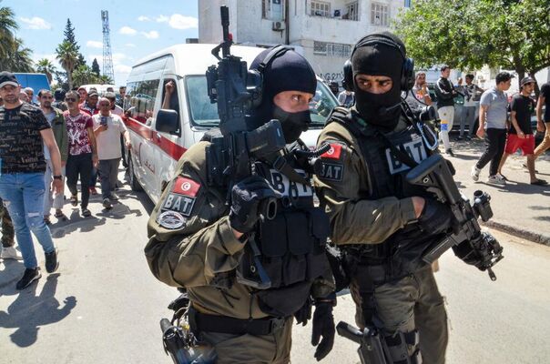 وزارة الداخلية التونسية تعلن إحباط خلية إرهـ.ابية في محافظة القصرين 1 وزارة الداخلية التونسية تعلن إحباط خلية إرهـ.ابية في محافظة القصرين