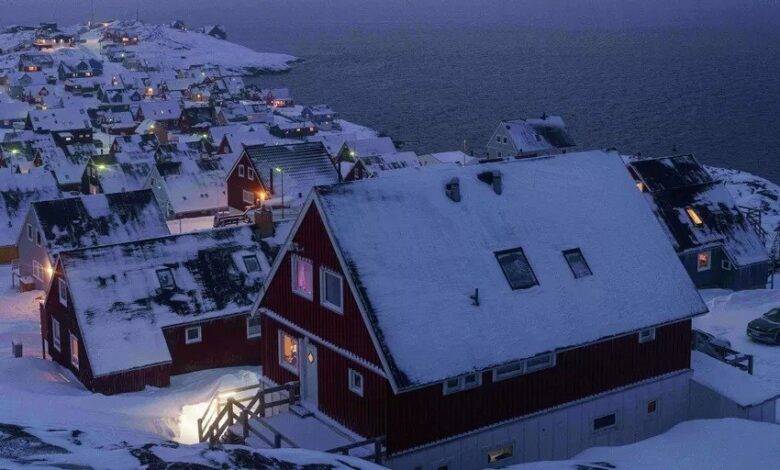 رئيس وزراء جرينلاند يؤكد تمسك بلاده بالحوار السلمي وسيادته وحق تقرير المصير