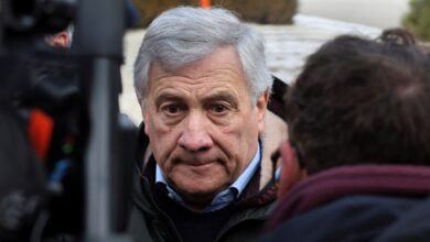 وزير خارجية إيطاليا يصف خطاب زيلينسكي في دافوس بأنه "جحود"