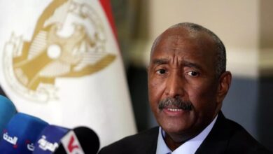 البرهان يلتقي رئيس المخابرات المصرية ويناقشان أمن البحر الأحمر ومكافحة الإرهاب 3 البرهان يلتقي رئيس المخابرات المصرية ويناقشان أمن البحر الأحمر ومكافحة الإرهاب