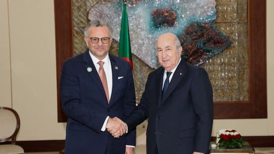 الرئيس الجزائري يستقبل مستشار الرئيس الأمريكي لبحث العلاقات الثنائية والقضايا الإقليمية 1 الرئيس الجزائري يستقبل مستشار الرئيس الأمريكي لبحث العلاقات الثنائية والقضايا الإقليمية