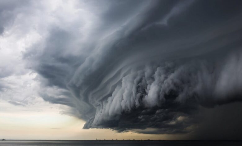 باحثون صينيون يطورون روبوتاً يعتمد على الذكاء الاصطناعي للتنبؤ بالأعاصير قبل 4 ساعات من حدوثها