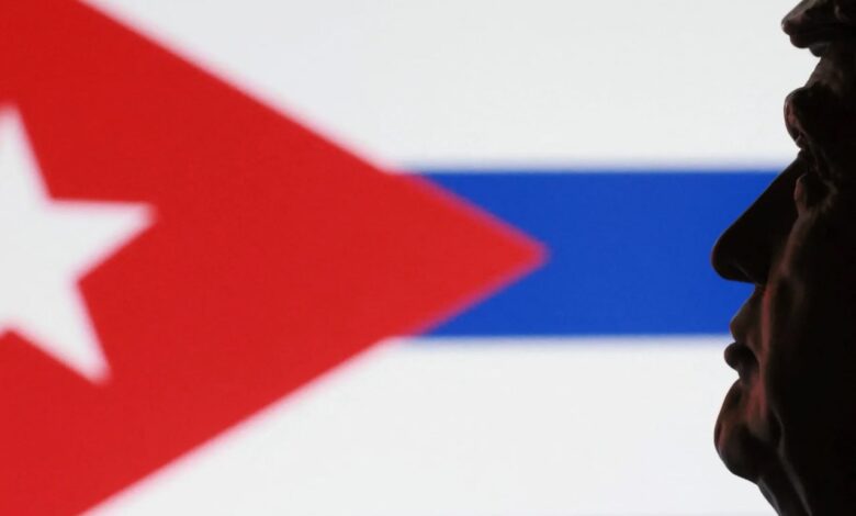 ترامب يعلن حالة طوارئ وطنية بسبب «التهديد الكوبي» ويهدد بفرض رسوم جمركية