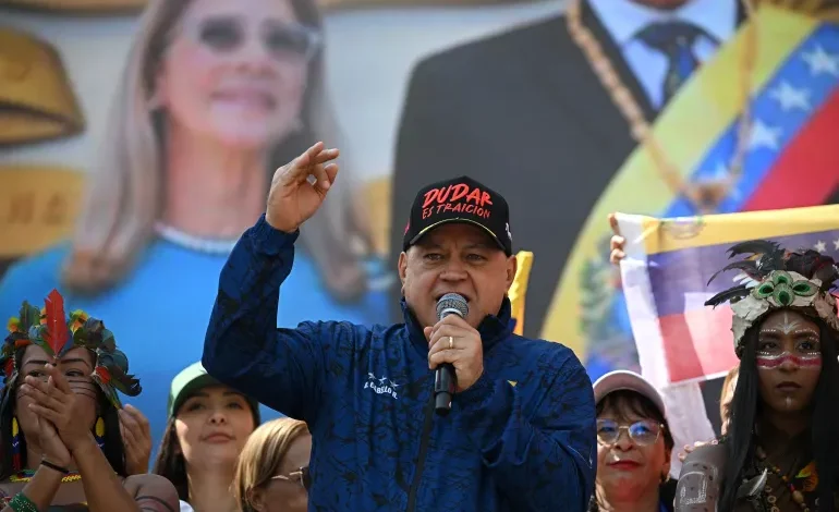 رويترز: واشنطن تواصلت مع وزير داخلية فنزويلا قبل وبعد اعتقال مادورو