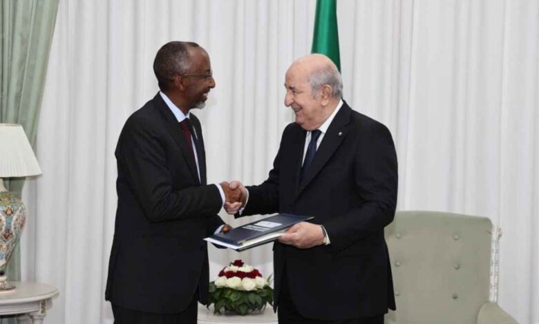 الجزائر تؤكد دعمها لوحدة وسيادة الصومال