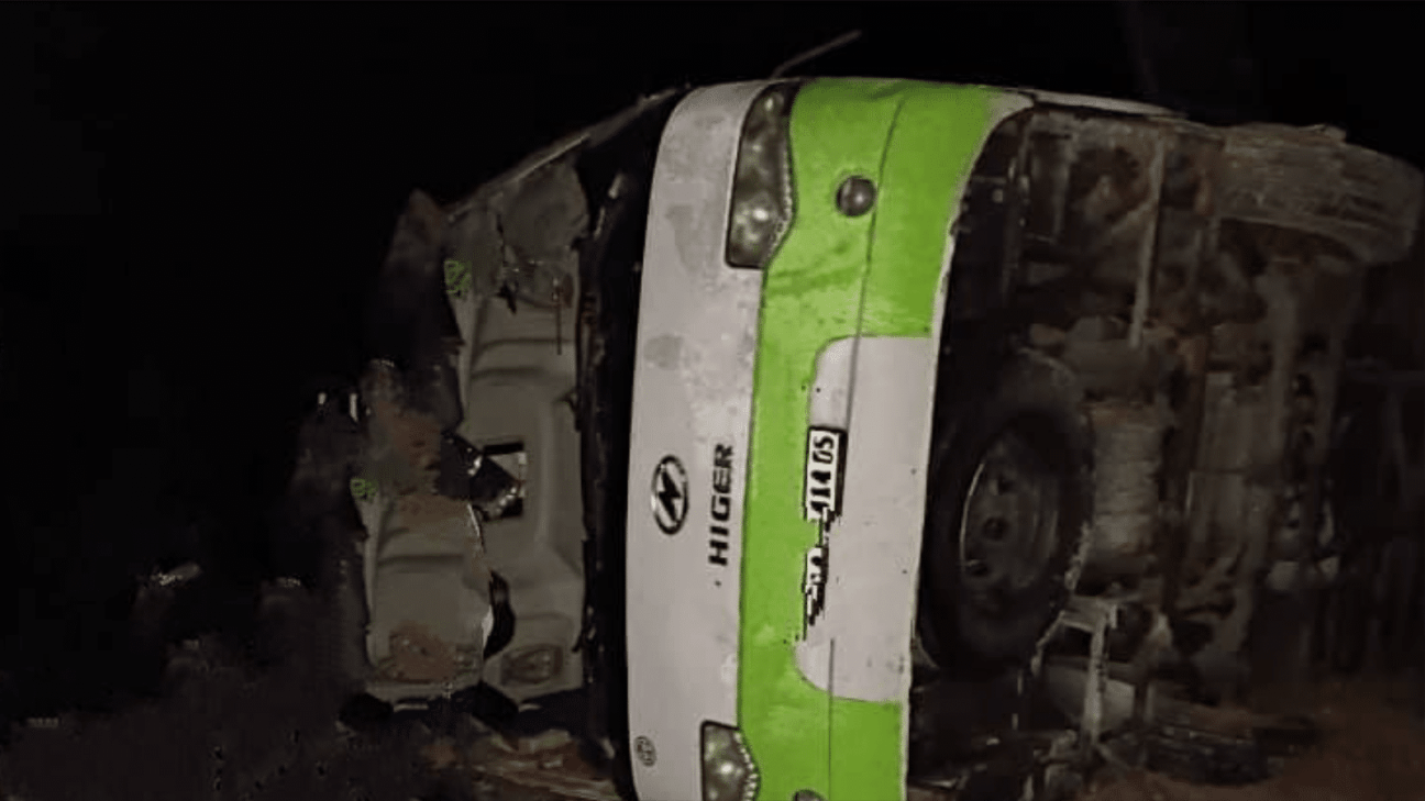 حادث مروّع بالجزائر.. انقلاب حافلة على الطريق الوطني رقم 46 بولاية المسيلة يُخلّف 23 مصاباً