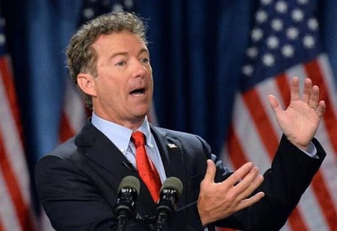 السناتور راند بول: الولايات المتحدة في حالة حرب نشطة مع فنزويلا للسيطرة على نفطها