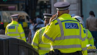 أكثر من 300 موظف في شرطة لندن يعلنون انتماءهم للماسونية بعد قاعدة الإفصاح الجديدة 2 أكثر من 300 موظف في شرطة لندن يعلنون انتماءهم للماسونية بعد قاعدة الإفصاح الجديدة