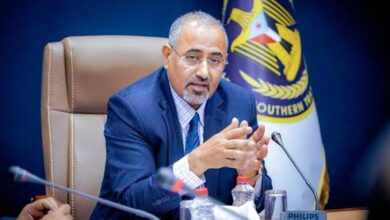 اليمن يشكّل لجنة قضائية للتحقيق مع عيدروس الزبيدي