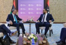 ليبيا والولايات المتحدة تبحثان تعزيز التعاون العسكري