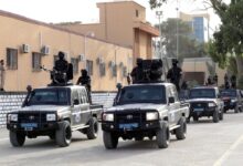 ليبيا: تحرير 76 مهاجراً وتفكيك شبكة تهـ. ـريب في أمساعد