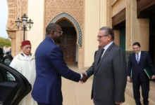 الوزير الأول السنغالي يصل الرباط في زيارة رسمية لتعزيز الشراكة الاستراتيجية