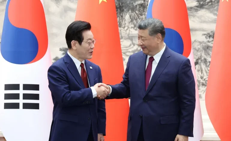 الرئيس الكوري الجنوبي يطلب من الصين التوسط مع بيونغ يانغ لوقف برنامجها النووي