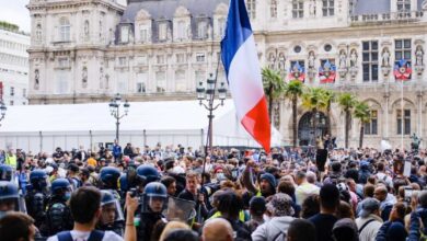 زعيم حزب فرنسي يدعو للخروج من الاتحاد الأوروبي ويهاجم سياساته