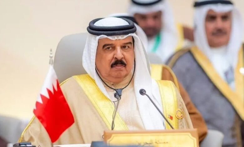 ملك البحرين يدعو من واشنطن إلى وقف إطلاق النار في غزة وتعزيز مسار السلام