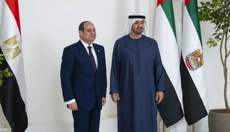 السيسي يصل الإمارات في زيارة أخوية لتعزيز العلاقات الثنائية