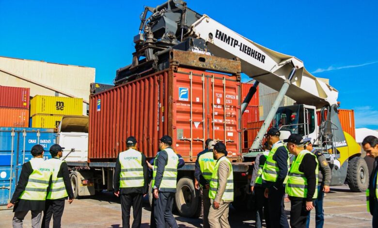 الجزائر تستقبل وفداً موريتانياً لتعزيز التعاون في النقل البري واللوجيستيك