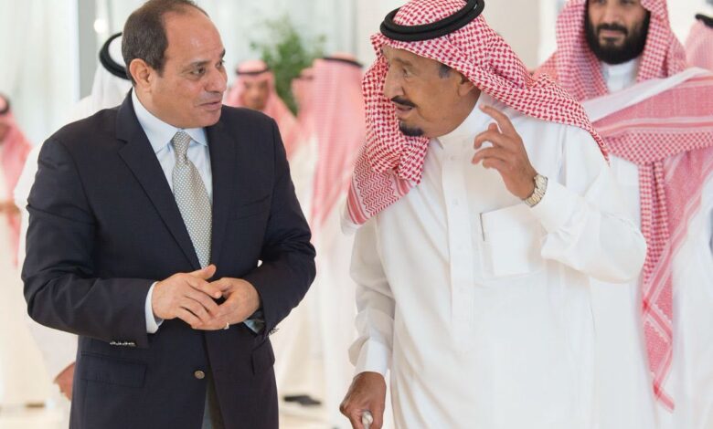 السيسي يهنئ الملك سلمان وولي العهد السعودي بمناسبة يوم التأسيس