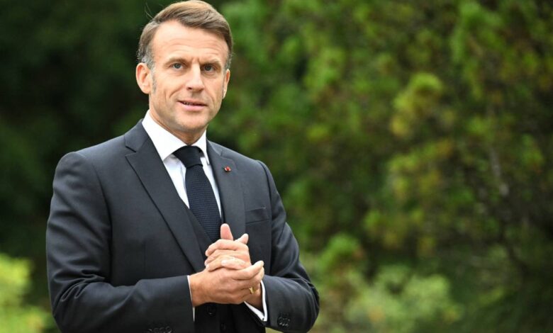 إيمانويل ماكرون يدعو للتهدئة قبل مسيرات متوترة في ليون ويؤكد: لا مكان للمليشيات في فرنسا