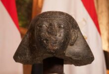 هولندا تعيد إلى مصر تمثالًا أثريًا عمره 3500 عام بعد ثبوت تهريبه