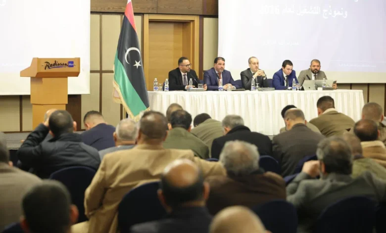 ليبيا تحذر من موجة مضاربات تهدد الدينار في السوق السوداء