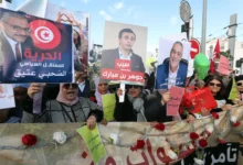 مسيرة احتجاجية في تونس للمطالبة بالإفراج عن معتقلي المعارضة