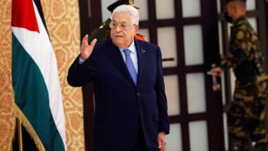 عباس يقرر نشر المسودة الأولى للدستور المؤقت لدولة فلسطين للاطلاع العام