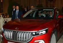 أردوغان يهدي السيسي سيارة كهربائية خلال زيارته إلى القاهرة