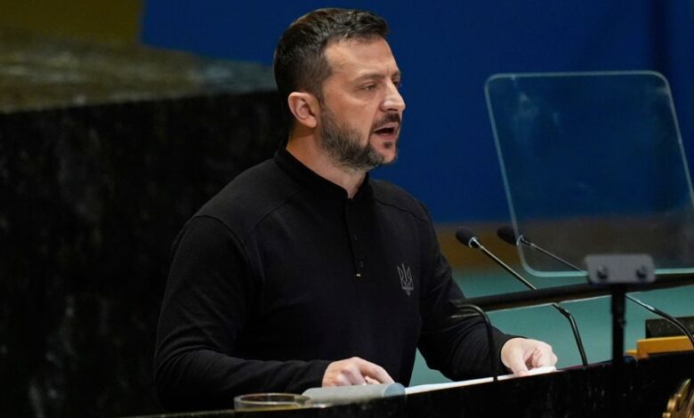 زيلينسكي يعلن عن اجتماع ثلاثي جديد بين أوكرانيا وروسيا والولايات المتحدة