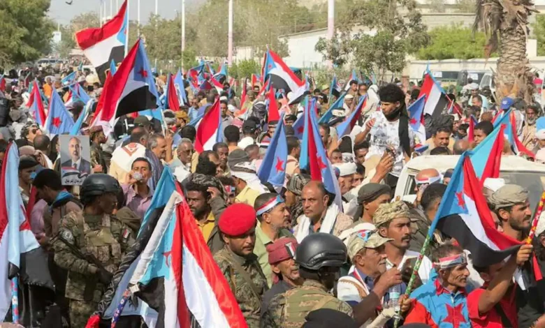 اليمن: مليونية في أبين تطالب بتفعيل الإعلان الدستوري