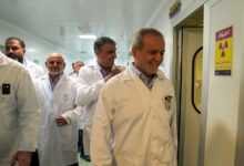 إيران تنفي نية نقل اليورانيوم المخصب وتستعد لمحادثات أمريكية إيرانية