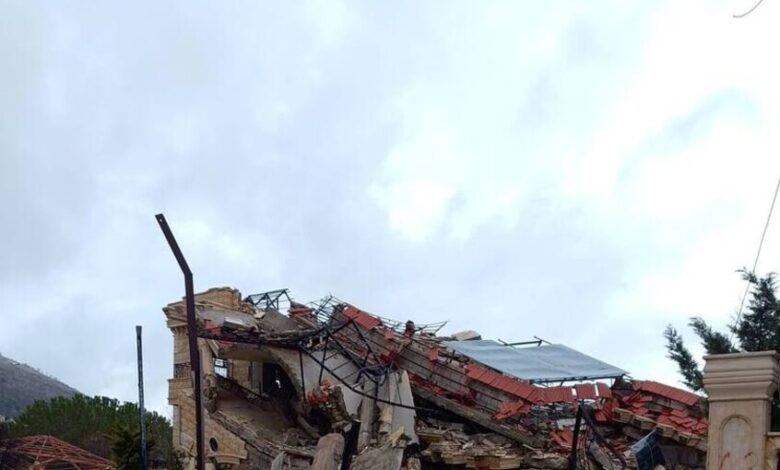 قوة إسرائيلية تتوغل في جنوب لبنان وتفجر منزلا 1 قوة إسرائيلية تتوغل في جنوب لبنان وتفجر منزلا