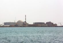 إيران تدرس نقل اليورانيوم المخصب إلى روسيا بحسب زيارة علي لاريجاني لموسكو