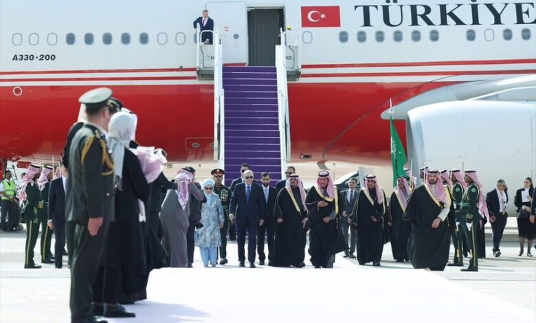 أردوغان يصل الرياض في زيارة رسمية تمهيدًا لجولة إقليمية تشمل مصر