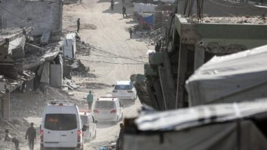 ارتفاع حصيلة القتـ. ـلى بغزة إلى 18 وإعلان أزمة إنسانية حادة بسبب نقص الوقود والمعدات