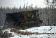 الروسية تعلن السيطرة على بلدتين شرق وجنوب أوكرانيا وتواصل التقدم الميداني