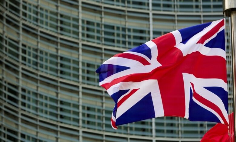 إصابة ثلاثة طلاب في هجوم بسكين جنوب شرق إنجلترا