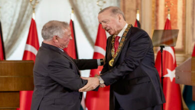 ملك الأردن يقلد الرئيس التركي أردوغان أرفع وسام ملكي "قلادة الحسين بن علي"