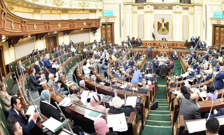 إعلامي مصري يتحدث عن مفاجأة صادمة تنتظر البرلمان