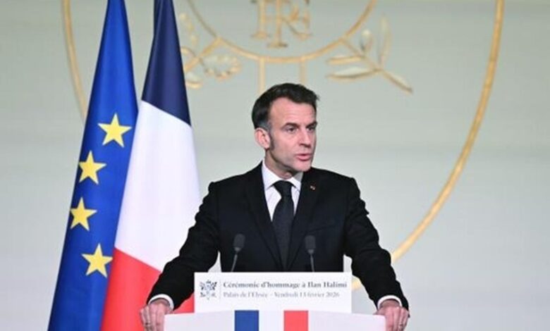 ماكرون يدعو لتشديد العقوبات على المدانين بمعاداة السامية ويحذر من تصاعد الكراهية في فرنسا 1 ماكرون يدعو لتشديد العقوبات على المدانين بمعاداة السامية ويحذر من تصاعد الكراهية في فرنسا
