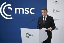 ماكرون: إرسال قوات أوروبية إلى أوكرانيا يعني تحمّل مسؤولية التصعيد