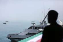 إيران تغلق أجزاء من مضيق هرمز مؤقتاً خلال تدريبات عسكرية للحرس الثوري