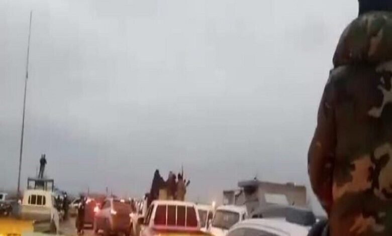 "داعش" يتبنى هجومًا قرب قرية الواسطة شمال الرقة ويقـ. ـتل عنصرين من الجيش السوري 1 "داعش" يتبنى هجومًا قرب قرية الواسطة شمال الرقة ويقـ. ـتل عنصرين من الجيش السوري