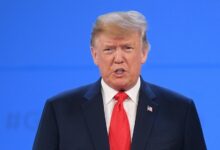 ترامب يهدد إيران بـ"يوم سيئ" إذا فشلت المفاوضات المرتقبة في جنيف