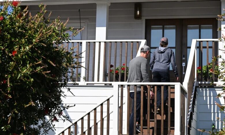 إف بي آي" يفتش مقر منطقة مدارس لوس أنجلوس