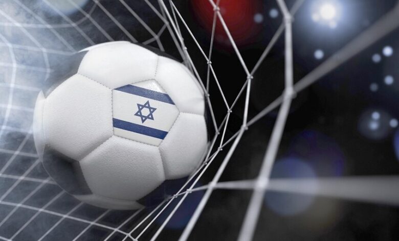 مشجعون يطالبون الـ(فيفا) بحظر مشاركة منتخبي أمريكا وإسرائيل في البطولات 1 مشجعون يطالبون الـ(فيفا) بحظر مشاركة منتخبي أمريكا وإسرائيل في البطولات