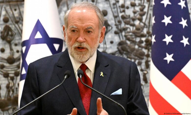 وزارة الخارجية العراقية تندد بتصريحات السفير الأمريكي حول سيطرة إسرائيل على المنطقة 1 وزارة الخارجية العراقية تندد بتصريحات السفير الأمريكي حول سيطرة إسرائيل على المنطقة