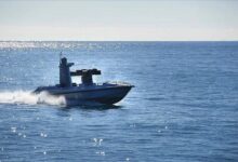 روسيا تبدأ اختبارًا قتـ. ـاليًا لزوارق بحرية مسيّرة تعمل بالألياف البصرية