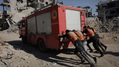 الدفاع المدني في غزة يعلن توقف عملياته بسبب نفاد الوقود